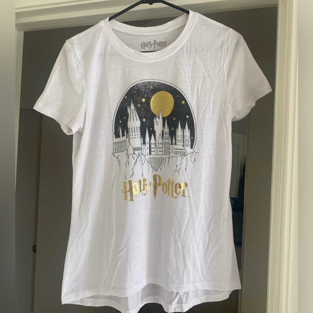 Harry Potter Hogwarts Official T-Shirt, White with Gold Detail, Size M